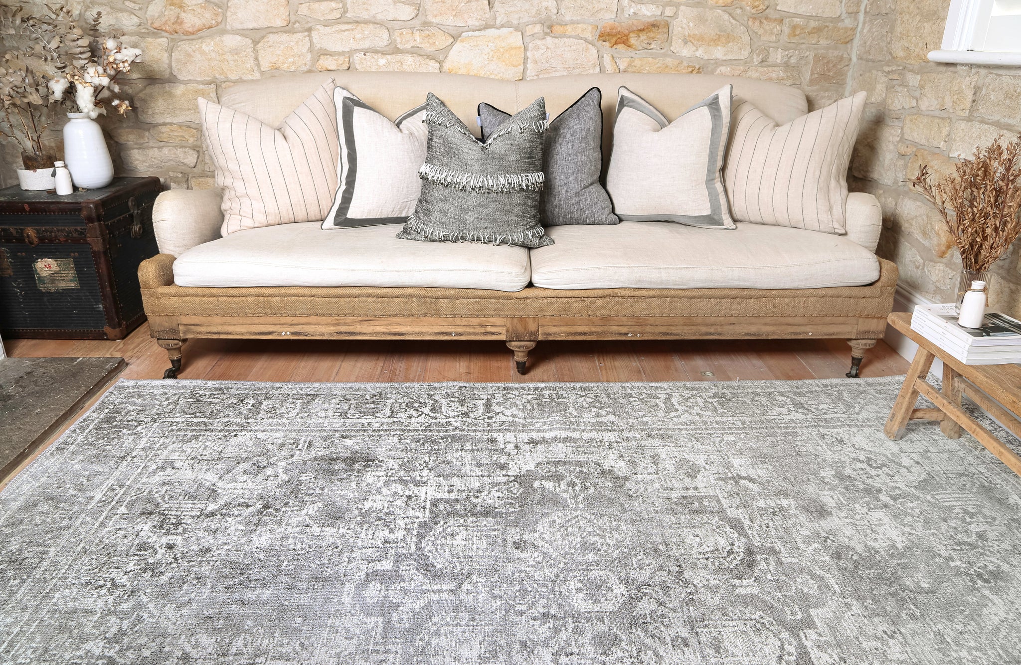 Distressed Vintage Chilaz Grey Rug - VITAL 2085-04