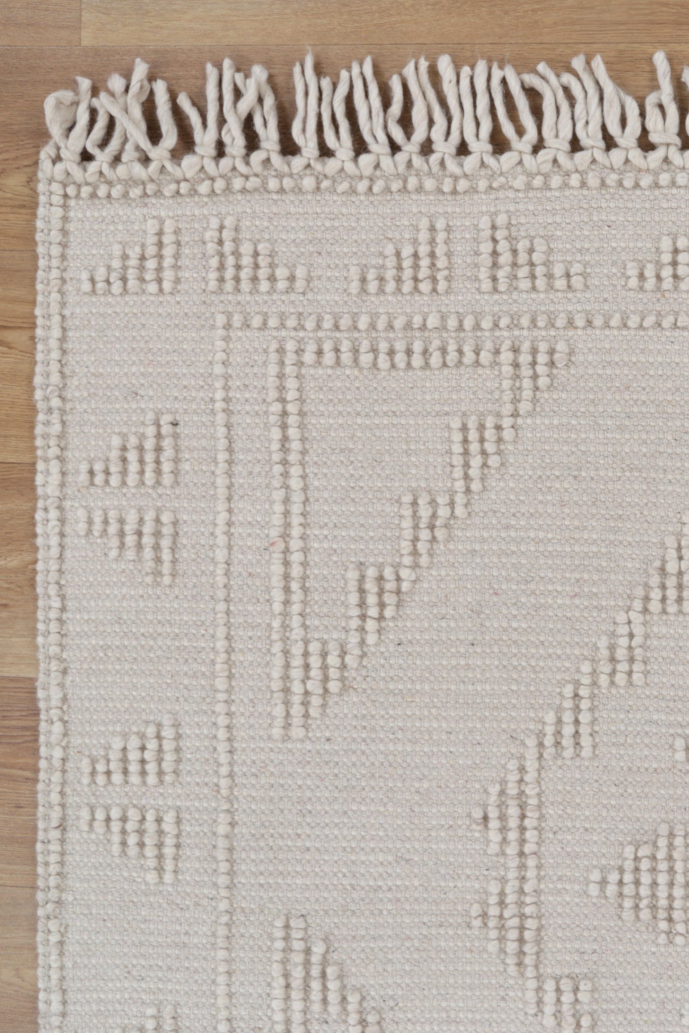 Diego Ornamental Beige Wool Rug - DIEG03